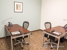 Regus | CNA Building