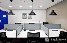 HQ | Jakarta, Menara Cakrawala