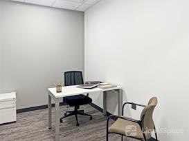 Regus | NJ, Monmouth Junction - Route 1