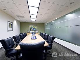 Regus | Melville Expressway II