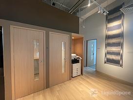 Woods Square Solo 1 | Woodlands