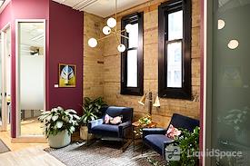 iQ Offices | 140 Yonge Street