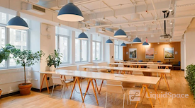WeWork | 450 Park Ave S