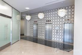 (PCH) Park Tower
