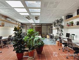 Regus | Wuxi, Junlai Square