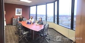 Regus | Commerce Plaza