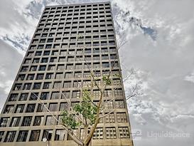 Regus || 1901 Avenue of the Stars