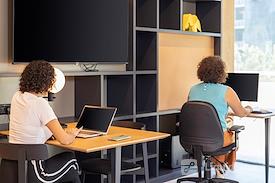 Regus | Herzeliya, Reit 1 House