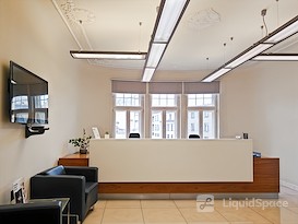 Regus | RIGA, Terbatas