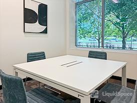 Regus | IL, Hoffman Estates - Prairie Stone Pkwy