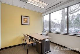 Regus | The District