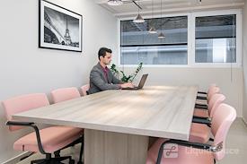 Regus | Glifada, Labraki