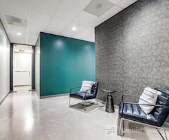 Boxer - 340 North Belt