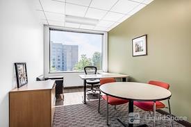 Regus | Village Center