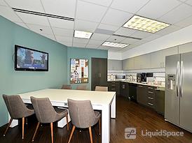 Regus | Keystone Crossing