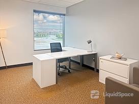 Regus | Polaris (Office Suites Plus)