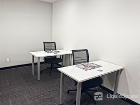 Regus | CA, Visalia - S Church St