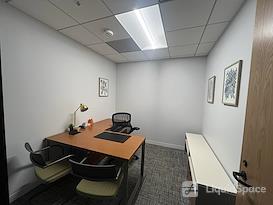 Carr Workplaces - Embarcadero Center