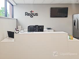Regus | WI, Greenfield - S 76th Street