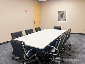 HQ | MI, East Lansing - Grand River