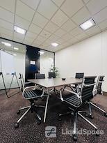 CorporateCubes.Co - 333 Collins