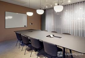 FORA | One Canada Square