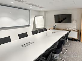 Regus | Paris, Rosa Parks