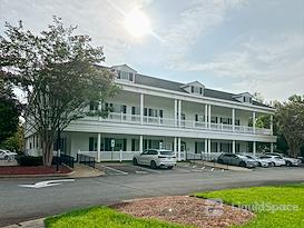 HQ | NC, Bermuda Run - York Way