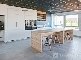 Regus | Bourges, Charles Pathé