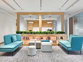 Regus | Shanghai, Hongqiao Vanke Center