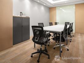 Regus | Bangkok, Crc Tower - All Seasons Place