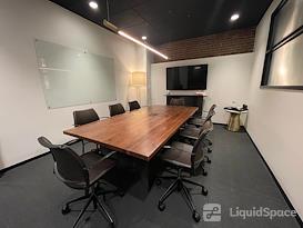 Industrious - Country Club Plaza