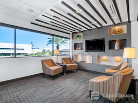 Regus | Camelback Square