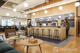 WeWork | 588 Yan'an Dong Lu