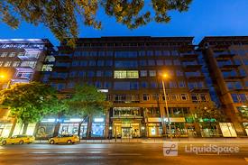 Regus | Budapest West End