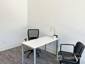 Regus | FL, Jacksonville - Fortune Pky