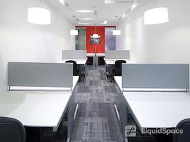 Regus | Fukuoka, JR JP Hakata Building