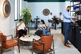 iQ Offices | 1155 Metcalfe Inc.