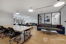 Corporate Suites: 880 3rd Avenue