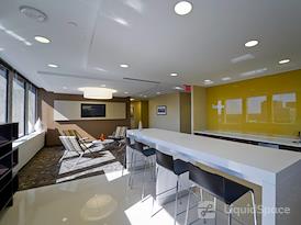 Regus | Pierre Laclede