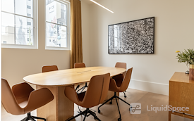 The Hive Milton House