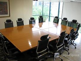 IVO Business Center (DUP)