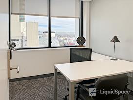 Regus | Las Vegas - E Carson St