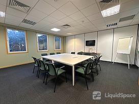 Regus | Heathrow, Bath Road