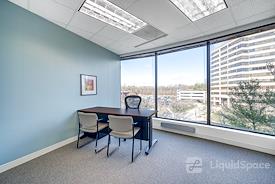 Regus | One Corporate Center