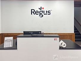 Regus | CA, Visalia - S Church St