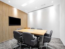 Regus | Hong Kong, 181 QRC