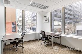Regus | 600 Third Avenue