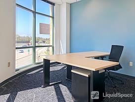 Regus | WI, Glendale - Bayshore Town Center