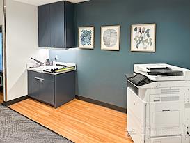 Regus | CA, Woodland Hills - Trillium Towers Center